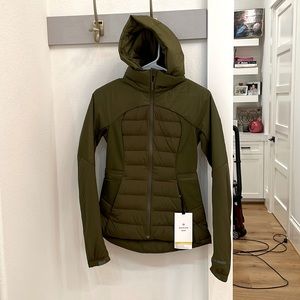 Brand new Lululemon Womens army green primaloft down for it all jacket .